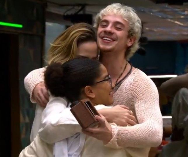 Finalistas do BBB 26, Ana Paula, Juliano e Milena garantem apartamentos como prêmio