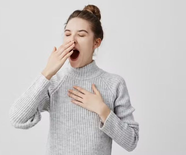 Por que bocejamos quando vemos alguém bocejar? Entenda o fenômeno do ''bocejo contagioso''