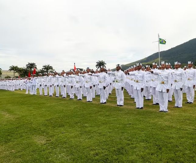 Inscrições para concurso da Marinha com 1.680 vagas terminam nesta segunda-feira