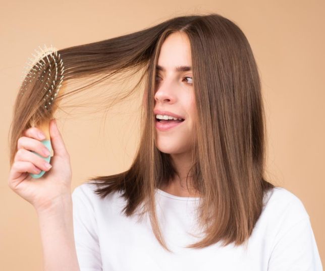 Cabelo mais longo e saudável: 5 hábitos essenciais para acelerar o crescimento dos fios