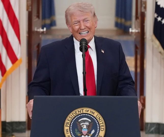 Trump pressiona Irã por acordo e aumenta tensão antes de negociações no Paquistão