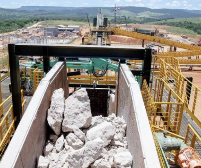 Terras raras, minerais estratégicos e críticos: saiba o que são e por que importam