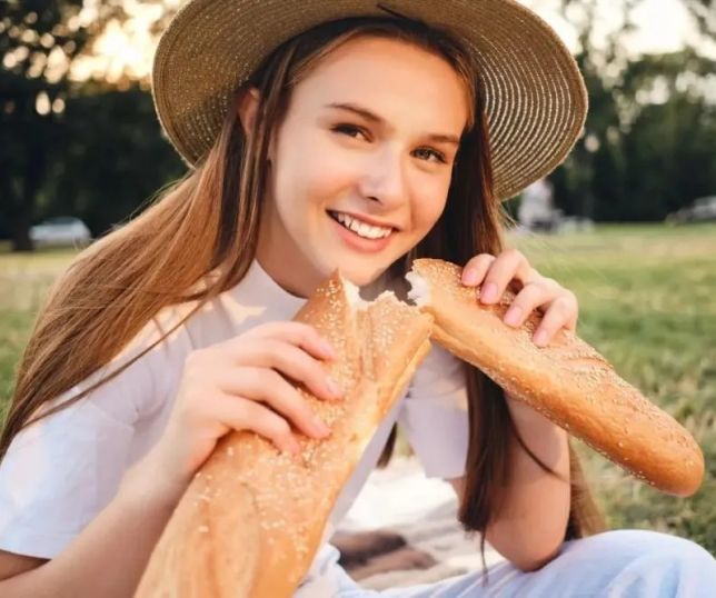 Pão engorda? Estudo revela que o problema não é só a quantidade de calorias e surpreende especialistas