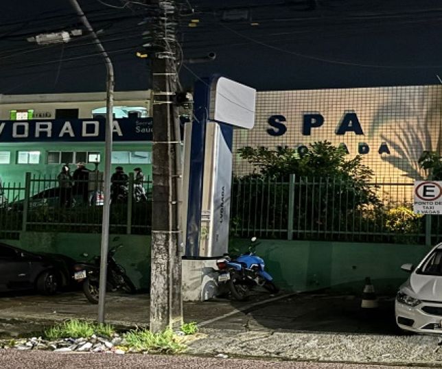 Bebê de seis meses chega morto com vários hematomas e suspeita de maus-tratos no SPA da Alvorada, Zona Centro-Oeste de Manaus. VEJA REPORTAGEM DO 'PORTAL DO ZACARIAS' AO VIVO