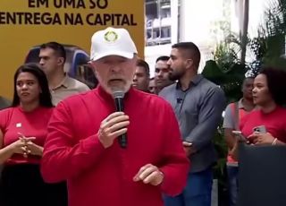 'Ninguém vai fazer a gente mudar o PIX', diz Lula ao comentar relatório dos EUA com críticas à ferramenta
