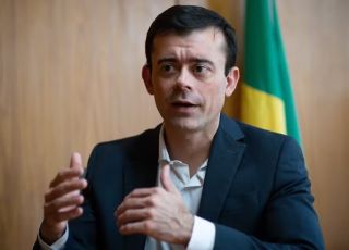 Diesel: possível não adesão de distribuidoras à subvenção preocupa e governo diz que está fiscalizando