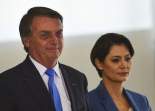 Michelle Bolsonaro relata melhora no quadro de saúde de Jair Bolsonaro após dias sem soluços