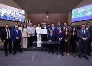 Governador interino, Roberto Cidade, o 'Cocô de Ouro', convoca primeira reunião com secretariado após assumir comando do Estado