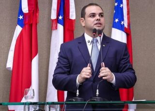 Contratos milionários com empresa ligada à família de Roberto Cidade, o 'Cocô de Ouro', geram questionamentos no Amazonas