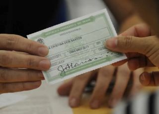 TSE faz alerta sobre golpe que cobra taxa falsa para regularizar título eleitoral