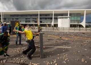 Exército prende três militares condenados no núcleo 4 da trama golpista