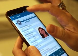 TRE-RJ faz mutirão para regularizar título e alerta para prazo final antes das eleições