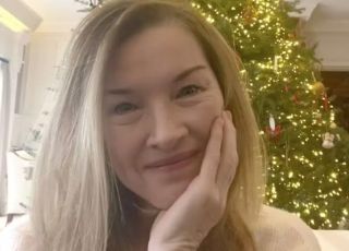 Americana relata que traição do marido a fez desenvolver três cânceres