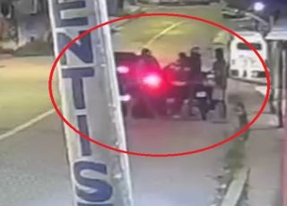 Câmera de segurança filma bandidos assaltando motorista de aplicativo e passageiro no bairro Grande Vitória, Zona Leste de Manaus. VEJA VÍDEO