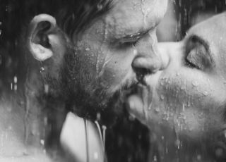 O que não dizer na hora H: frases que podem esfriar o clima, segundo homens