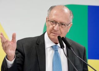 Alckmin diz que não é contra nem a favor da 'taxa das blusinhas' e afirma que apoiará decisão de Lula