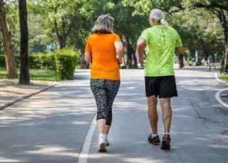 Três hábitos simples podem reduzir em até 30% o risco de infarto e AVC