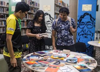 Troca de Livros e Gibis celebra 10 anos e reúne leitores na Biblioteca Pública do Amazonas