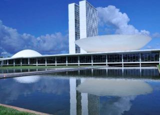 Oposição articula derrubada de veto de Lula ao PL da dosimetria e acirra disputa no Congresso