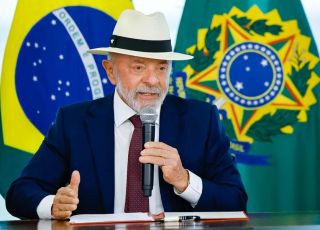 Lula anuncia pronunciamento do Dia do Trabalhador com foco em trabalhadores brasileiros