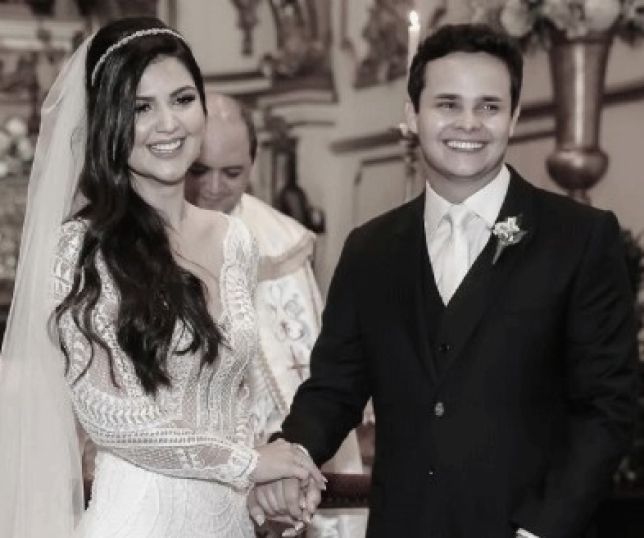 Matheus Aleixo e Paula Aires anunciam separação