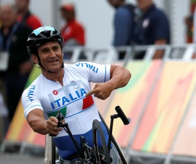 Morre Alex Zanardi, ícone do automobilismo e exemplo de superação no esporte paralímpico