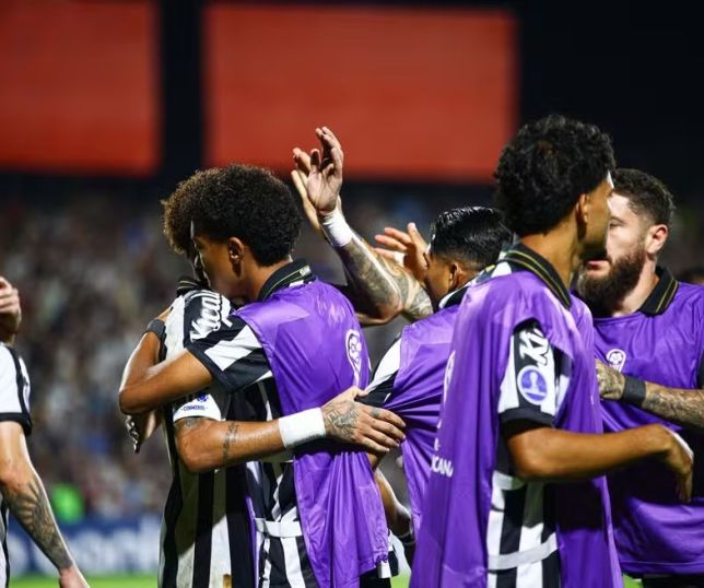 Santos descarta imagens de briga e trata caso entre Neymar e Robinho Jr. como encerrado