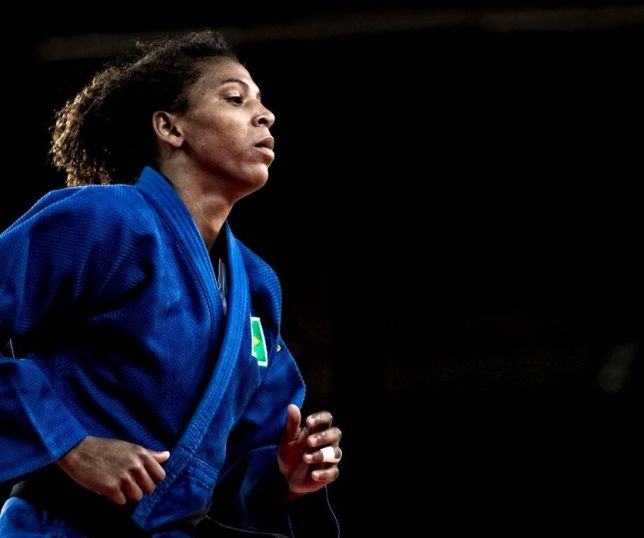 Rafaela Silva conquista bronze e chega à quarta medalha na temporada de judô