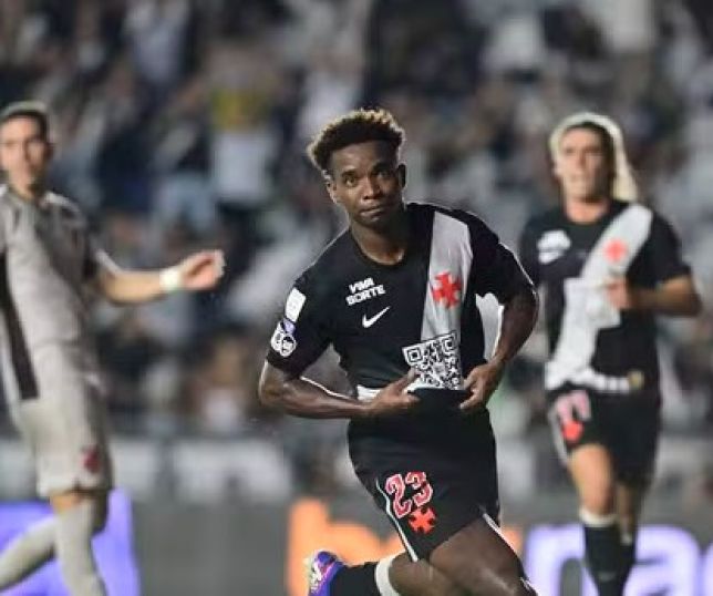 Thiago Mendes marca, e Vasco vence o Athletico-PR em São Januário. VEJA MELHORES MOMENTOS