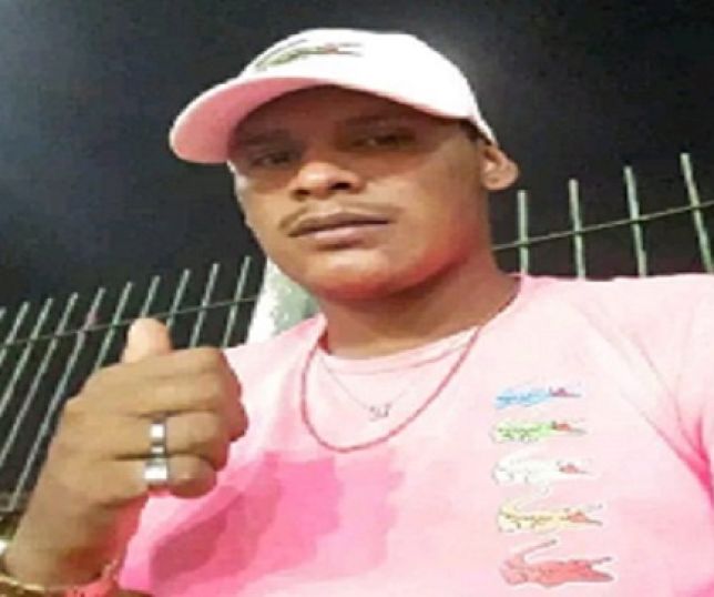 Jovem está desaparecido há quarenta dias e mãe pede apoio do 'PORTAL DO ZACARIAS' para encontrá-lo em Manaus. VEJA REPORTAGEM AO VIVO