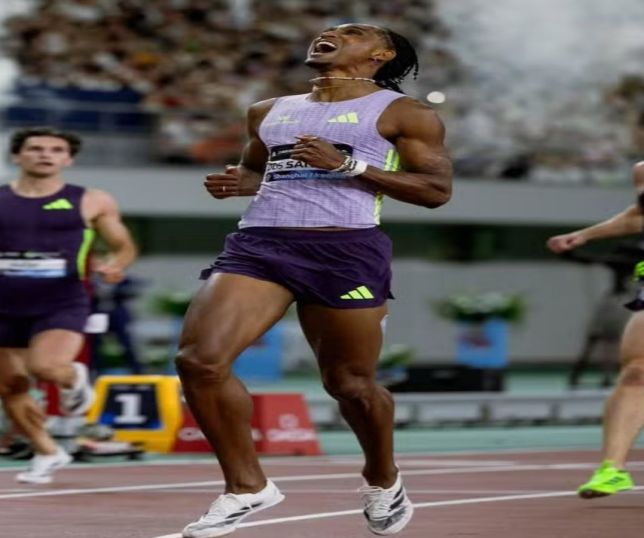 Alison dos Santos supera Warholm e lidera dobradinha brasileira na Diamond League