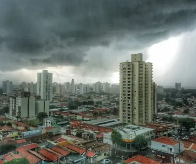 Risco de um super El Niño aumenta e acende alerta para impactos climáticos globais