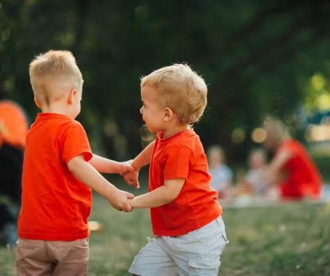 Estudo diz que amizades rejeitadas pelas mães têm mais chance de acabar