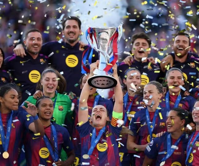 Barcelona goleia Lyon por 4 a 0 e conquista a Liga dos Campeões feminina pela quarta vez