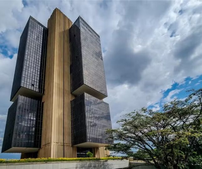 Crise do Banco Master não contaminou setor bancário, afirma Banco Central