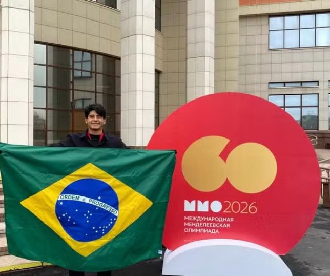 Aluno de Madureira recoloca Rio em Olimpíada Internacional de Química após seis anos