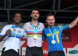 Brasil brilha na Bélgica: Lauro Chaman conquista ouro na Copa do Mundo de ciclismo paralímpico