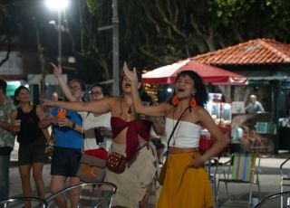 Arte ocupa o centro de Manaus com nova edição do 'Chapéu na Praça'