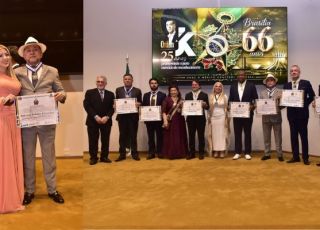 Antônio Zacarias recebe Comenda da Ordem JK em cerimônia no Congresso Nacional. A Cerimônia foi presidida pela senadora Eudocia Maria