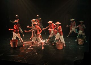 Balé Folclórico do Amazonas apresenta 'I Kama Iaba' em noite marcada por ancestralidade e força feminina