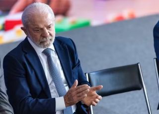Lula veta projeto que reconhecia estágio como experiência profissional no Brasil