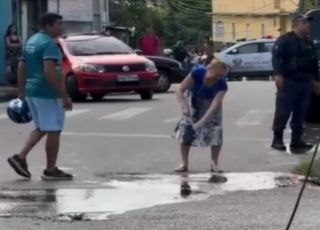 Dor e comoção marcam despedida de motociclista morto em acidente na Zona Oeste de Manaus. VEJA VÍDEO