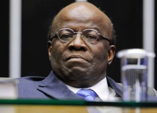 DC divulga vídeo com IA e apresenta Joaquim Barbosa como pré-candidato à Presidência em 2026