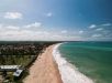 Justiça manda derrubar muro de 570 metros construído em praia de Pernambuco