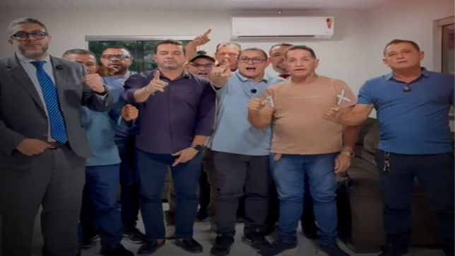 ROBERTO CIDADE, O 'COCÔ DE OURO', NÃO CUMPRE COM O QUE PROMETEU E POLICIAIS E BOMBEIROS CONVOCAM GRANDE MOBILIZAÇÃO PARA O DIA 12 NA ARENA AMADEU TEIXEIRA. VEJA VÍDEO 