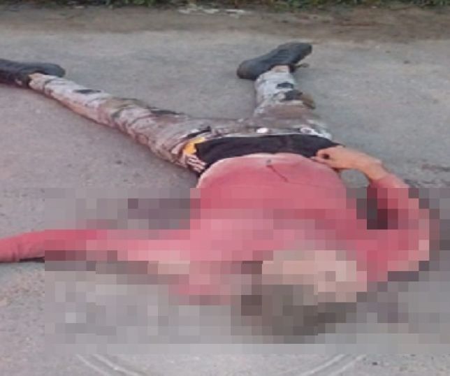 IMAGEM FORTE! Corpo de homem com visíveis sinais de tortura, tiros e facadas é encontrado no bairro Tarumã, Zona Oeste de Manaus