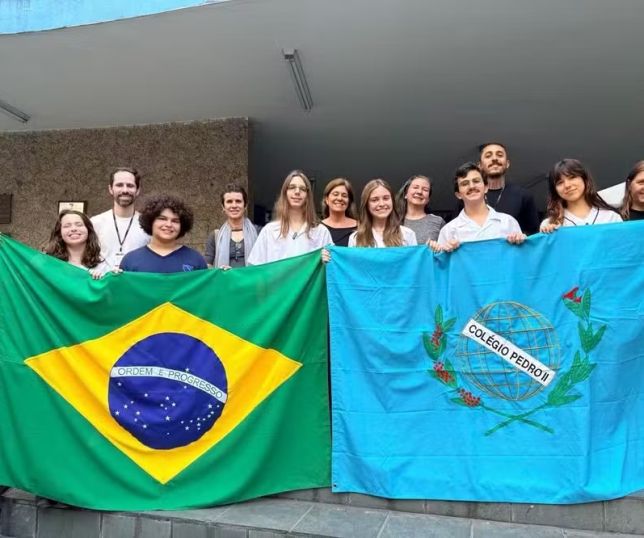 Alunos do Pedro II fazem vaquinha para representar o Brasil em Olimpíada de Matemática no Japão