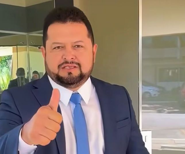 Enquanto Toco Santana investe em festas milionárias, moradores do Axinim enfrentam abandono na saúde