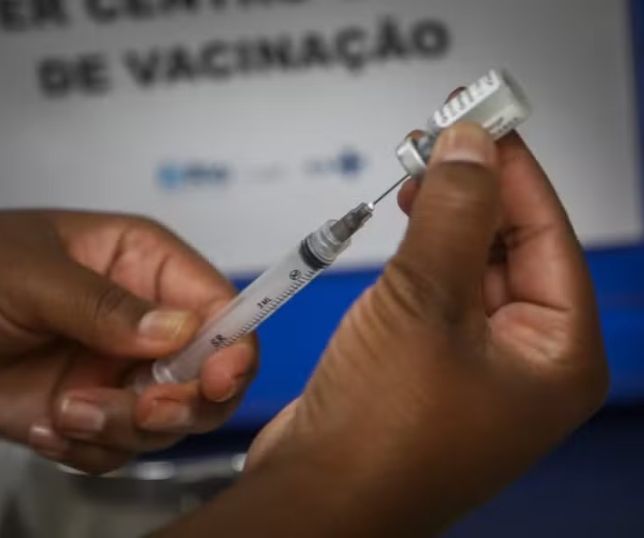 Vacina contra a dengue: ministro da Saúde diz que 'precaução é a melhor medida' após governo suspender imunizante do Butantan