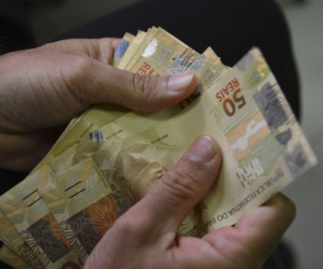 Dinheiro esquecido em bancos soma R$ 10,3 bilhões; veja como consultar e resgatar